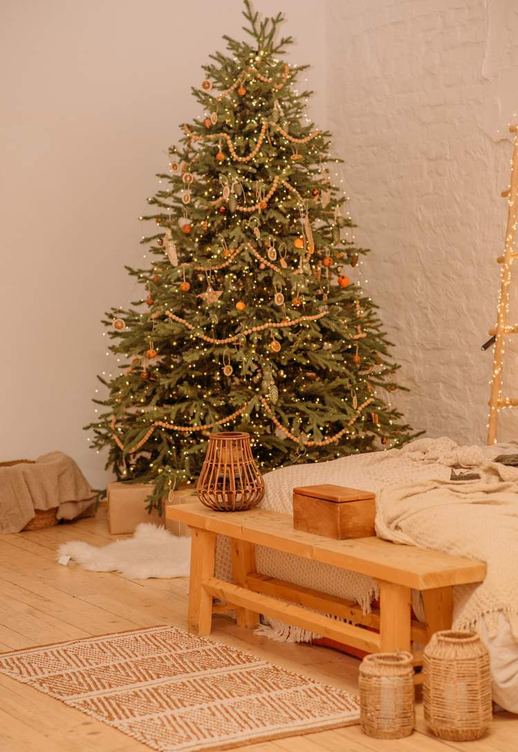 ambiance de Noël naturelle dans des ton bruns